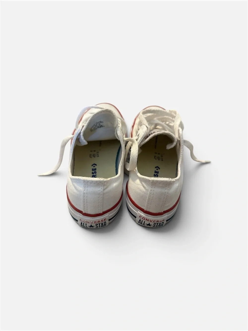 Converse Chuck Taylor All Star White Low Top Sneakers Youth Size 2